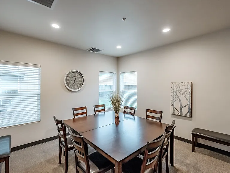 Aspen Place Apartments — Photo 179