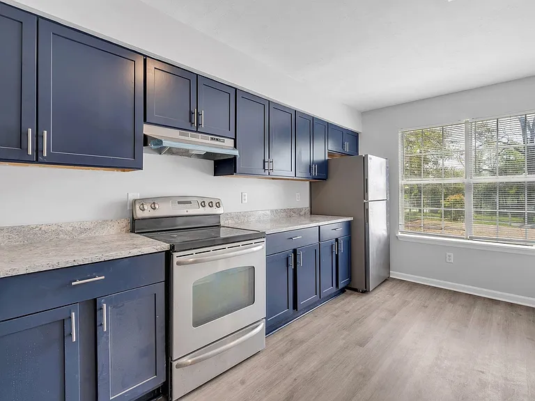 700B Liberty St #B — Photo 3