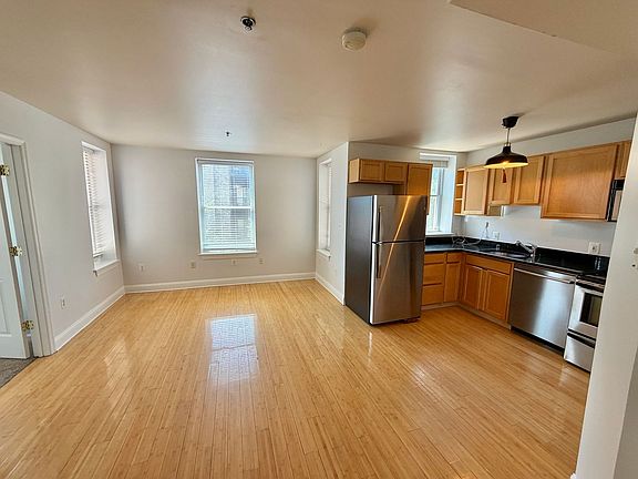 2nd image of 52 Quincy Pl NW APT 205