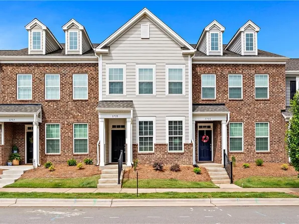 1735 Westfall St, Kernersville, NC 27284