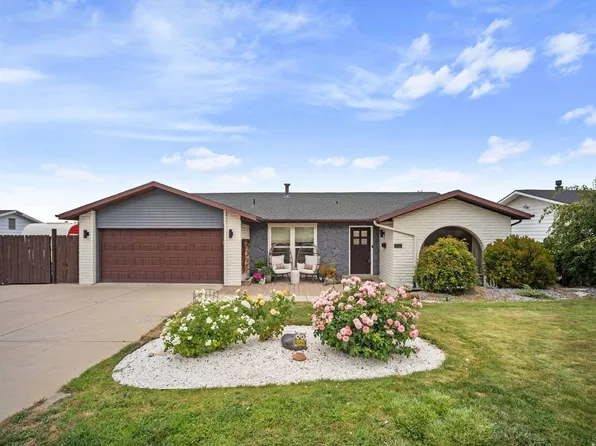 2415 E Campus Dr, Cottonwood Heights, UT 84121