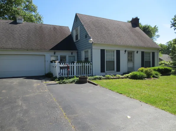 522 E Atherton Rd, Flint, MI 48507