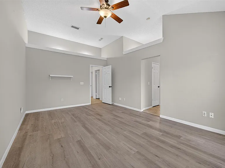 1035 Cascade Creek Dr — Photo 26