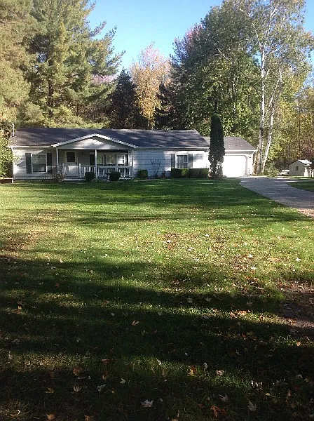 7484 McCliggott Rd photo 1