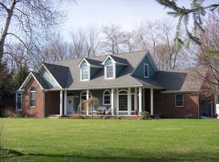 5679 Manchester Ave NW, North Lawrence, OH 44666
