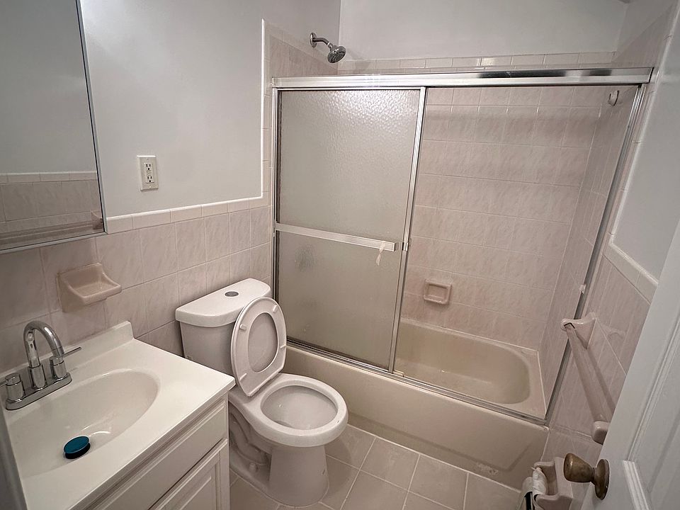 1st image of 21-05 123rd St Floor 2