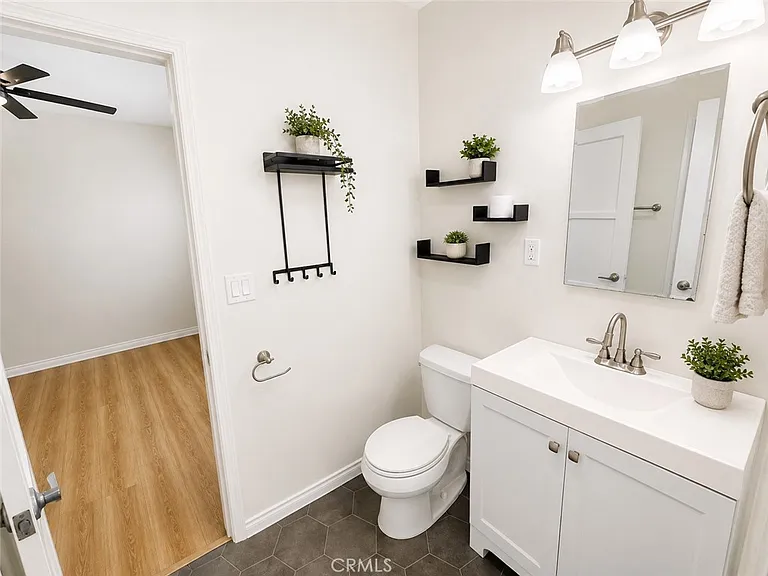 6614 Nevada Ave — Photo 8