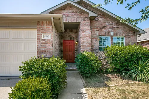 5617 Talons Crest Cir Photo 1
