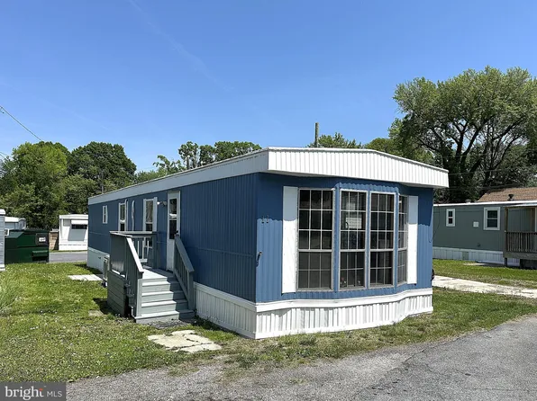 2400 Lincoln Ave Trailer 11, Sparrows Pt, MD 21219