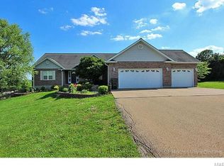 7 Annie Ln, Farmington, MO 63640