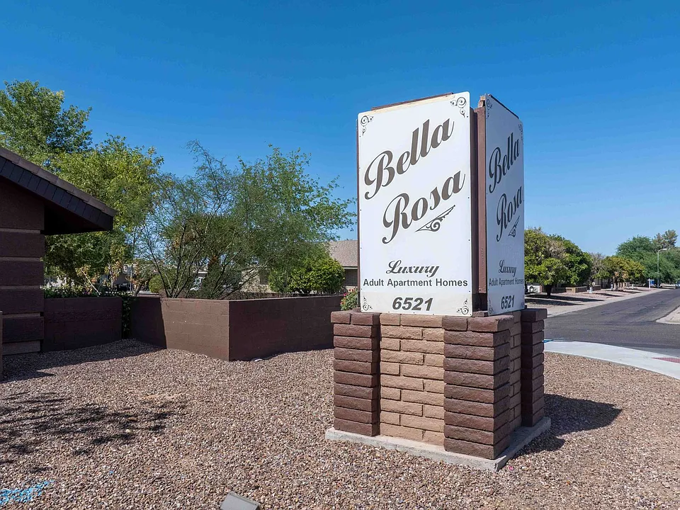 Bella Rosa Apartments