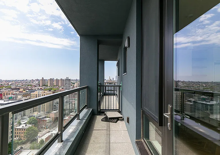 321 Wythe Ave #1704 — Photo 7