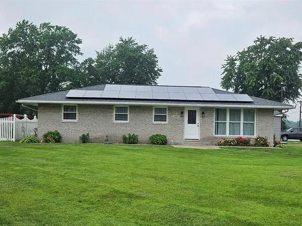 23477 N Centennial Rd, Jerseyville, IL 62052