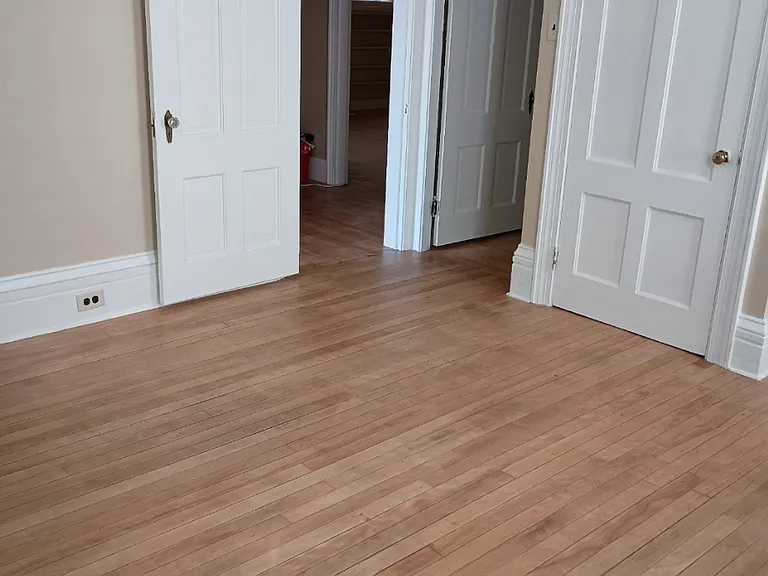 30 Mechanic St — Photo 14