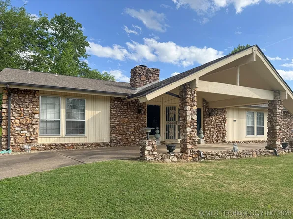 3208 E 78th St, Tulsa, OK 74136
