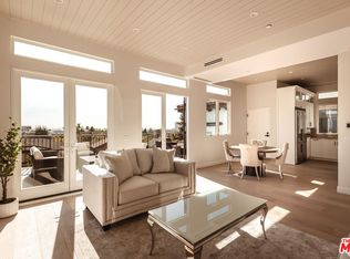 10725 Ashton Ave #401, Los Angeles, CA 90024