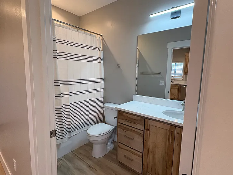 338 E Main St #4 — Photo 15