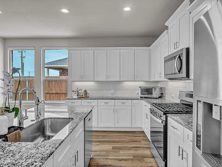 7012 Expedition Dr — Photo 22