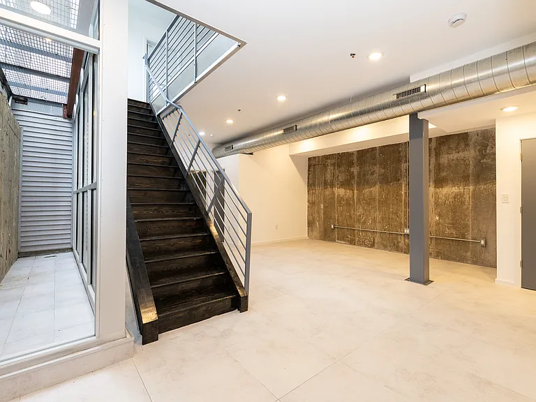 1520 N Marshall St #1 — Photo 14