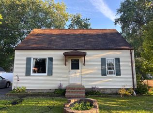 70 Newland Ave, Augusta, ME 04330