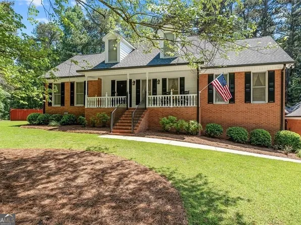 5243 Punkintown Rd, Douglasville, GA 30135