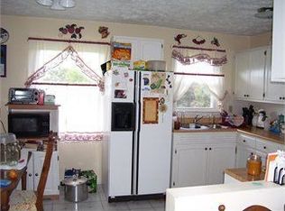 56 Issacs Dr, Galax, VA 24333