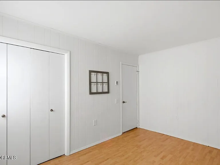 54 Constitution Blvd — Photo 15
