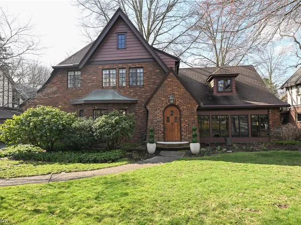 804 Sunnyside Ave, Akron, OH 44303