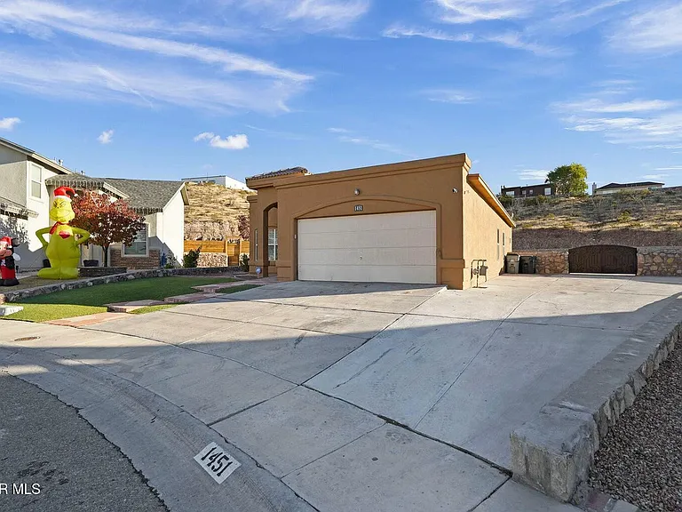 1451 Senda Del Sol Ln — Photo 3