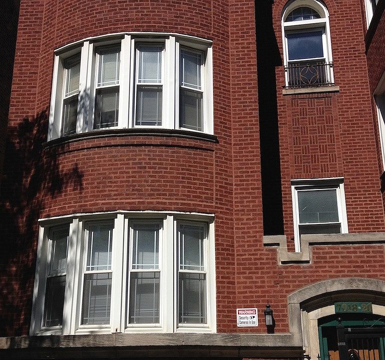1st image of 7018 S Paxton Ave APT 1