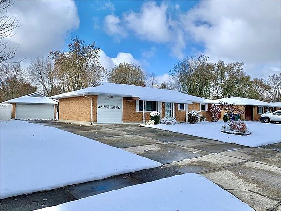 2nd image of 5801 Woodmore Dr