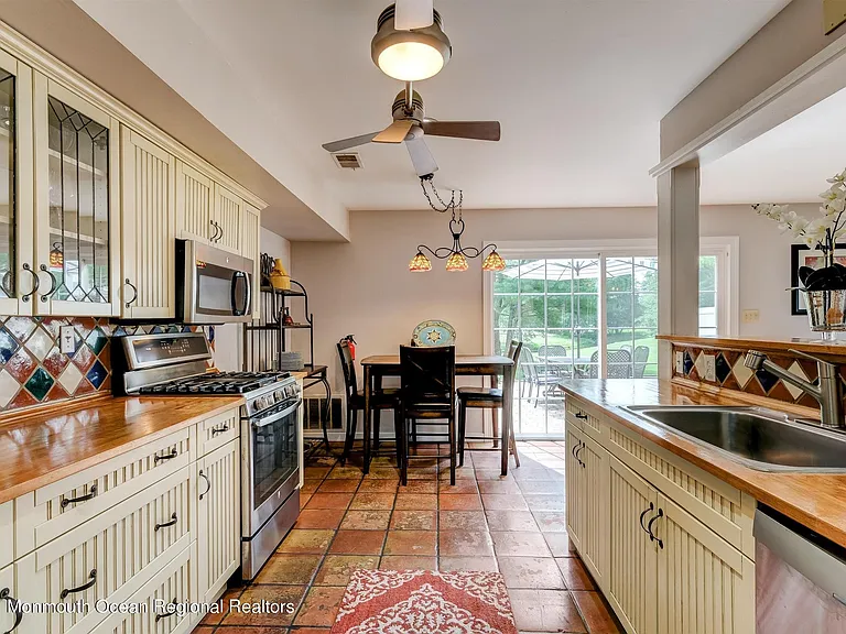 226 Teasdale Pl — Photo 14