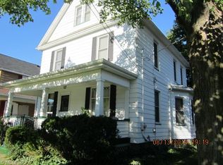 216 Pritchard Ave, Lisbon, OH 44432