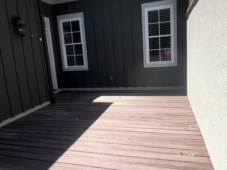 406 Leamington Ln — Photo 3