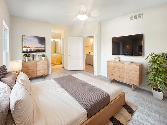 4th image of 1300 Park West Blvd Unit 420