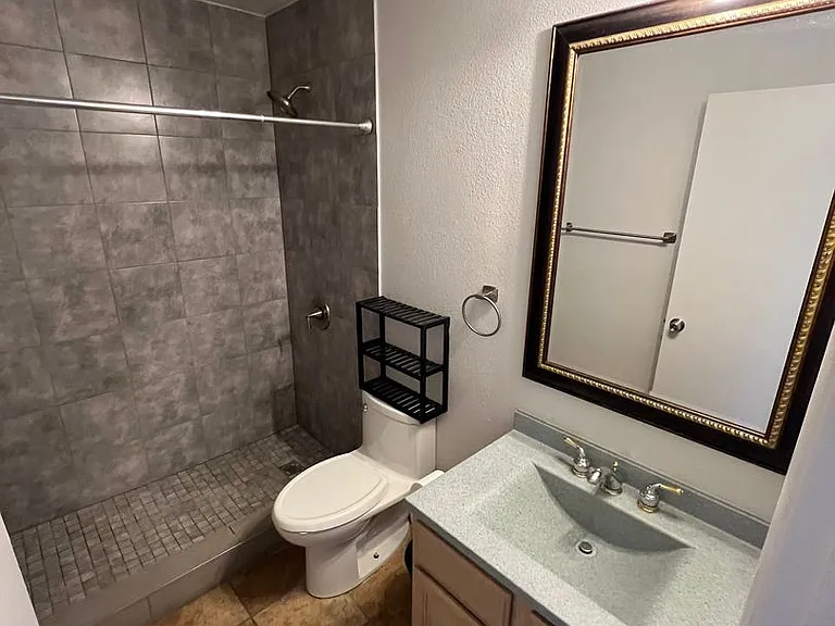 6247 Katella Ave — Photo 16