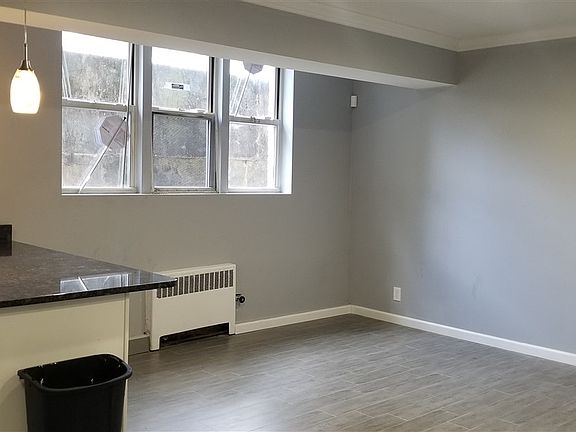 5th image of 2615 Kennedy Blvd APT B-1
