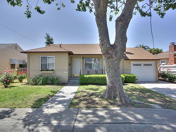 Beautiful Court Location