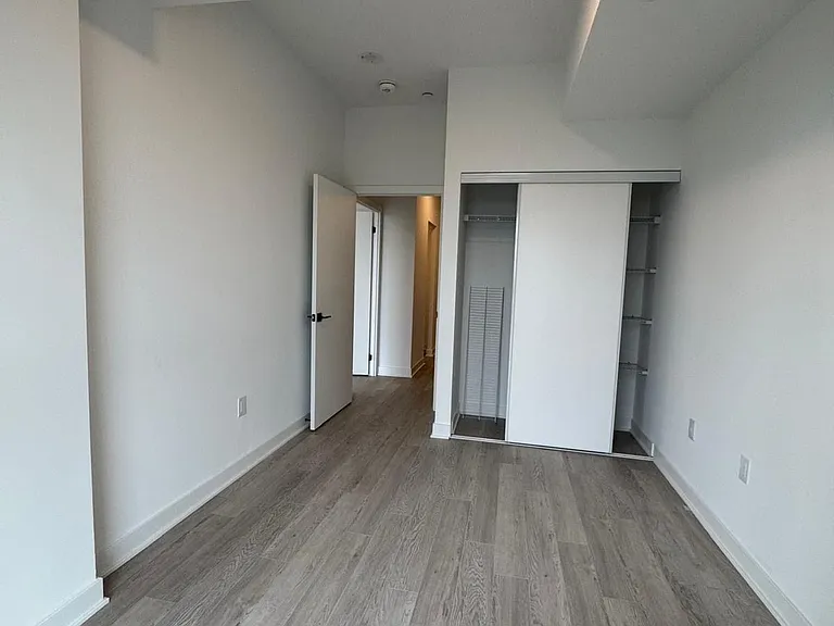 2782 Barton St E #102 — Photo 11
