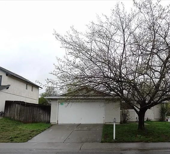 5949 Himalaya Way photo 1
