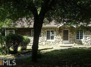 125 Hickory St, Roswell, GA 30075