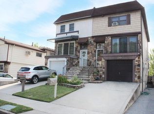 20 Goller Pl, Staten Island, NY 10314