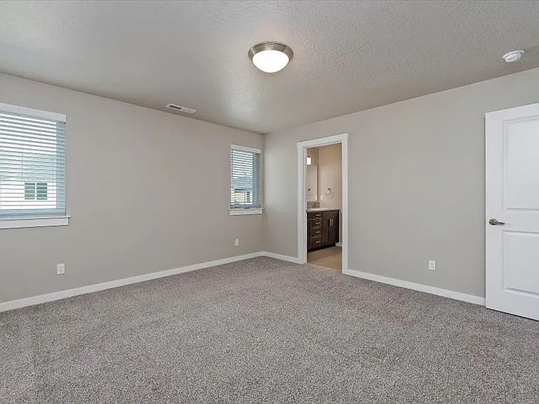 3093 N Summermoon Ave — Photo 18