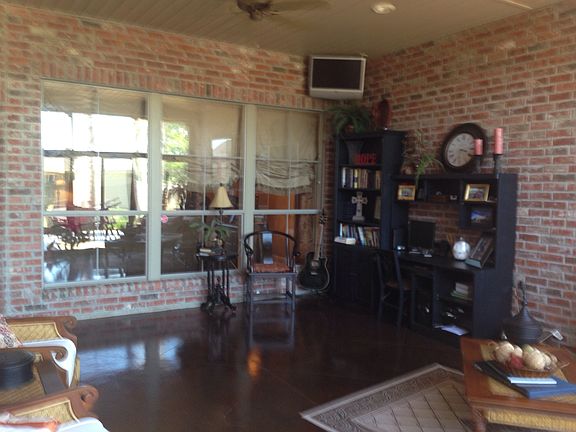5th image of 207 Anslem Dr