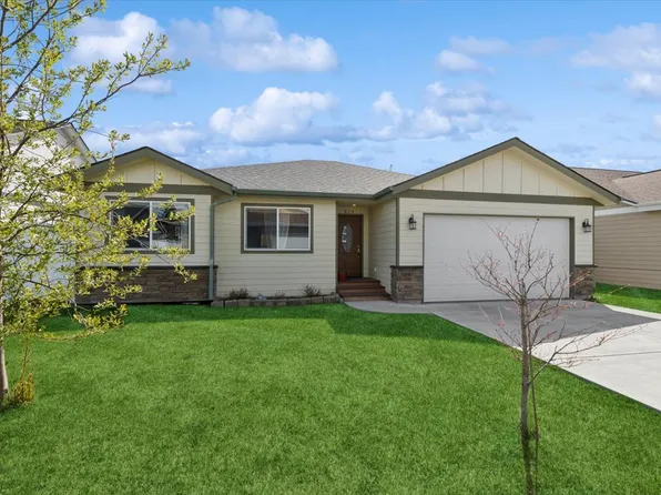 617 Swan Mountain Village Dr, Kalispell, MT 59901