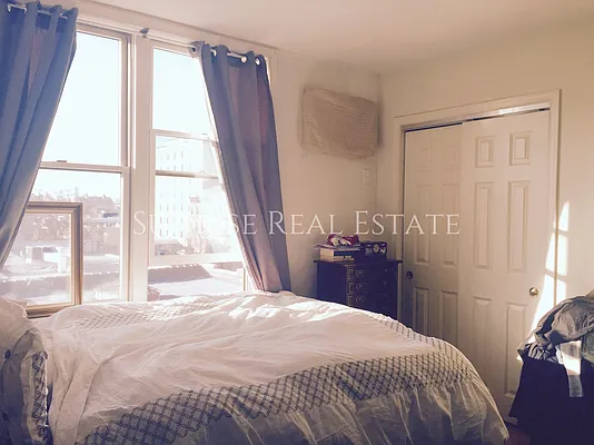 Rented by Sunrise Real Estate | media 24