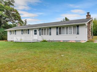 N7740 Parkway Rd, Crivitz, WI 54114