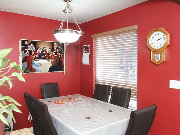 3rd image of 792 Avocado Ave Unit 3