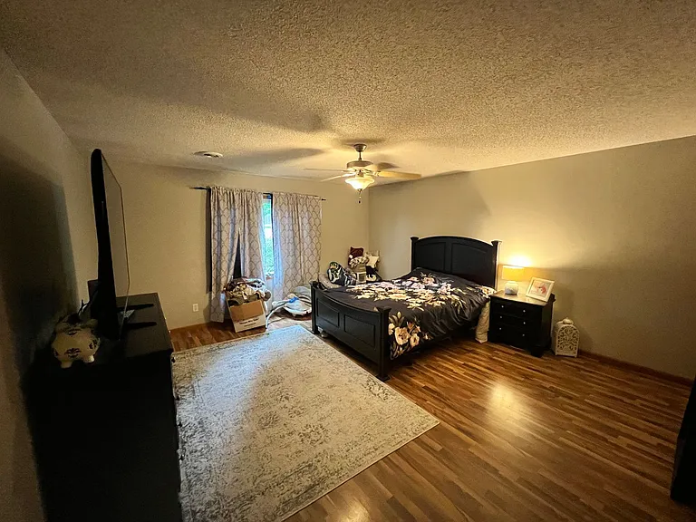 506 N Park St — Photo 7