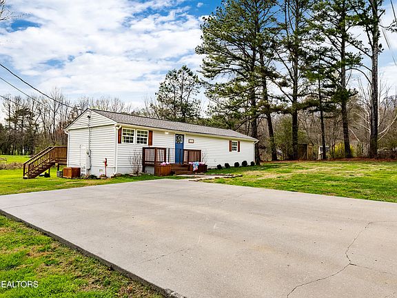 5th image of 6315 Ball Rd